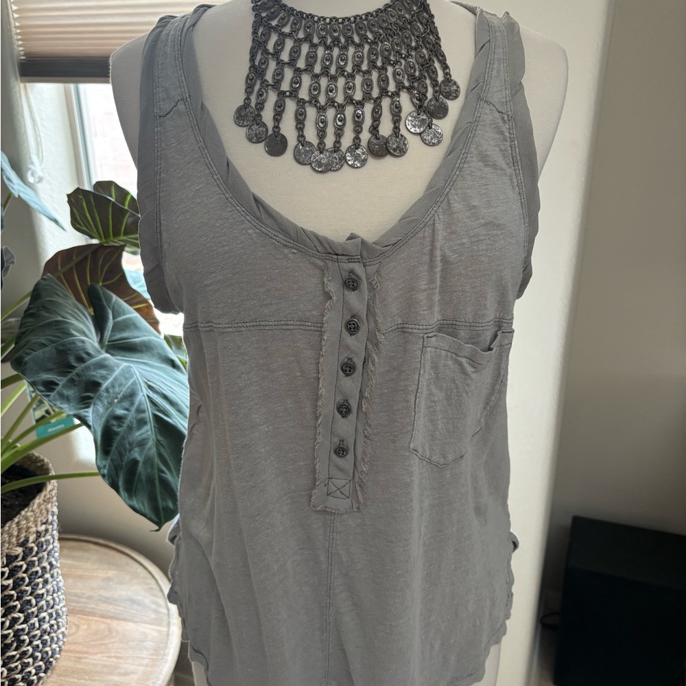Free People Gray Sleeveless Button-Front Top